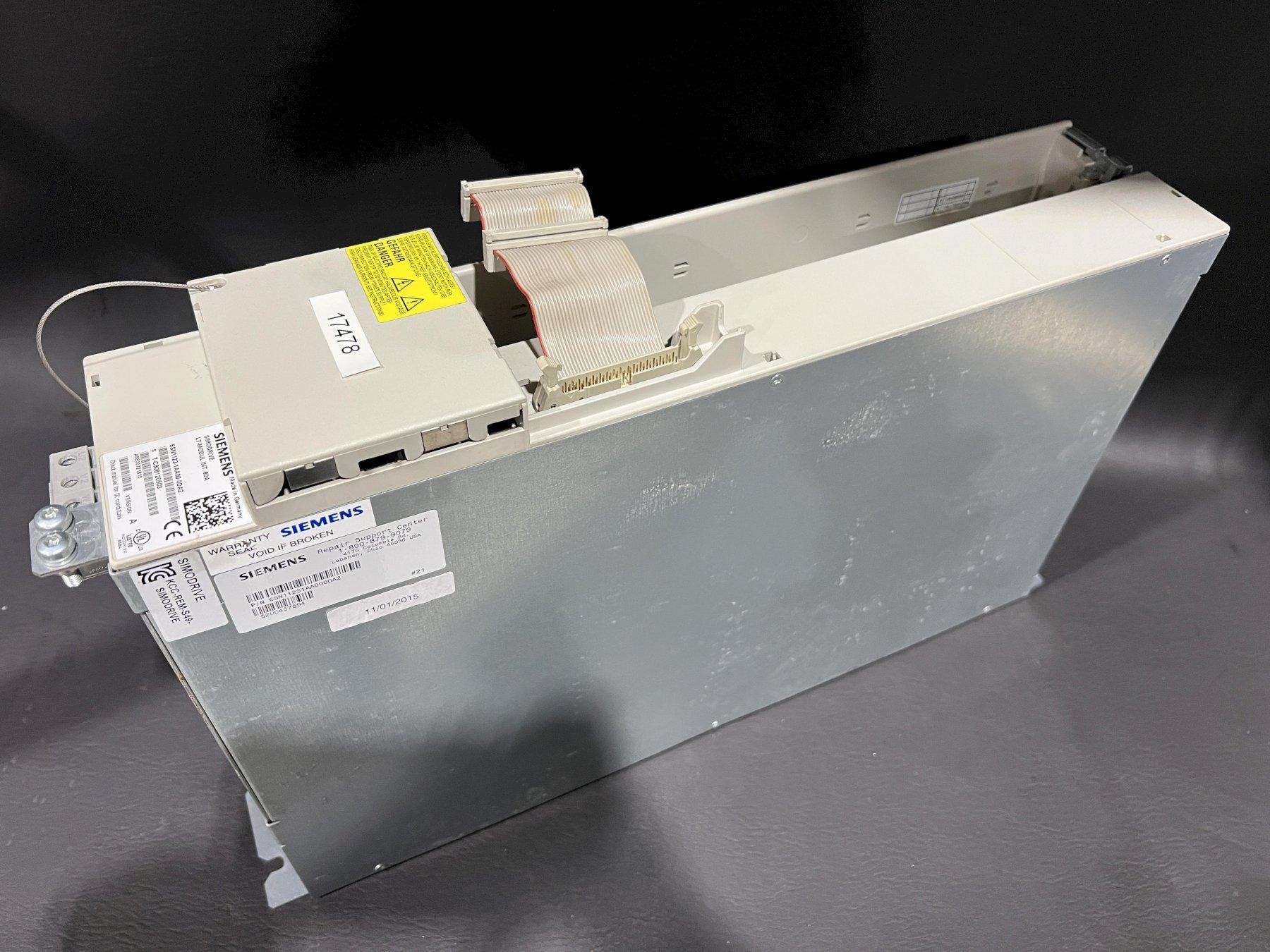Siemens Simodrive CNC Servo Drive Unit 6SN1123-1AA00-0DA2
6SN11231AA000DA2