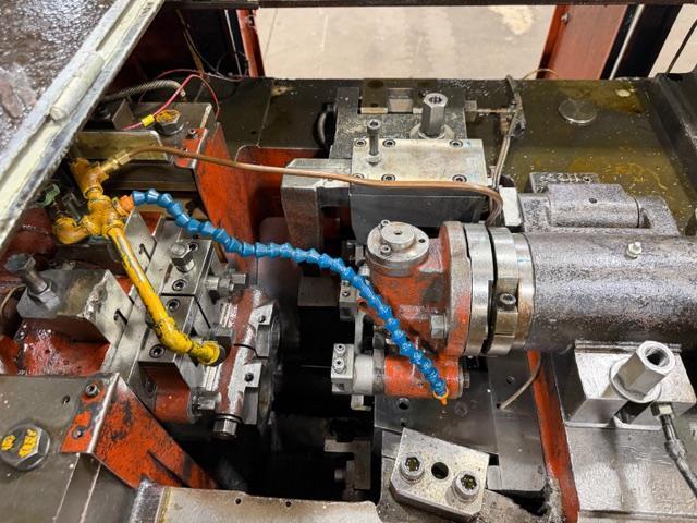 3/8" Asahi Sunac Model AOT 10B 2 Die 2 Blow Cold Header