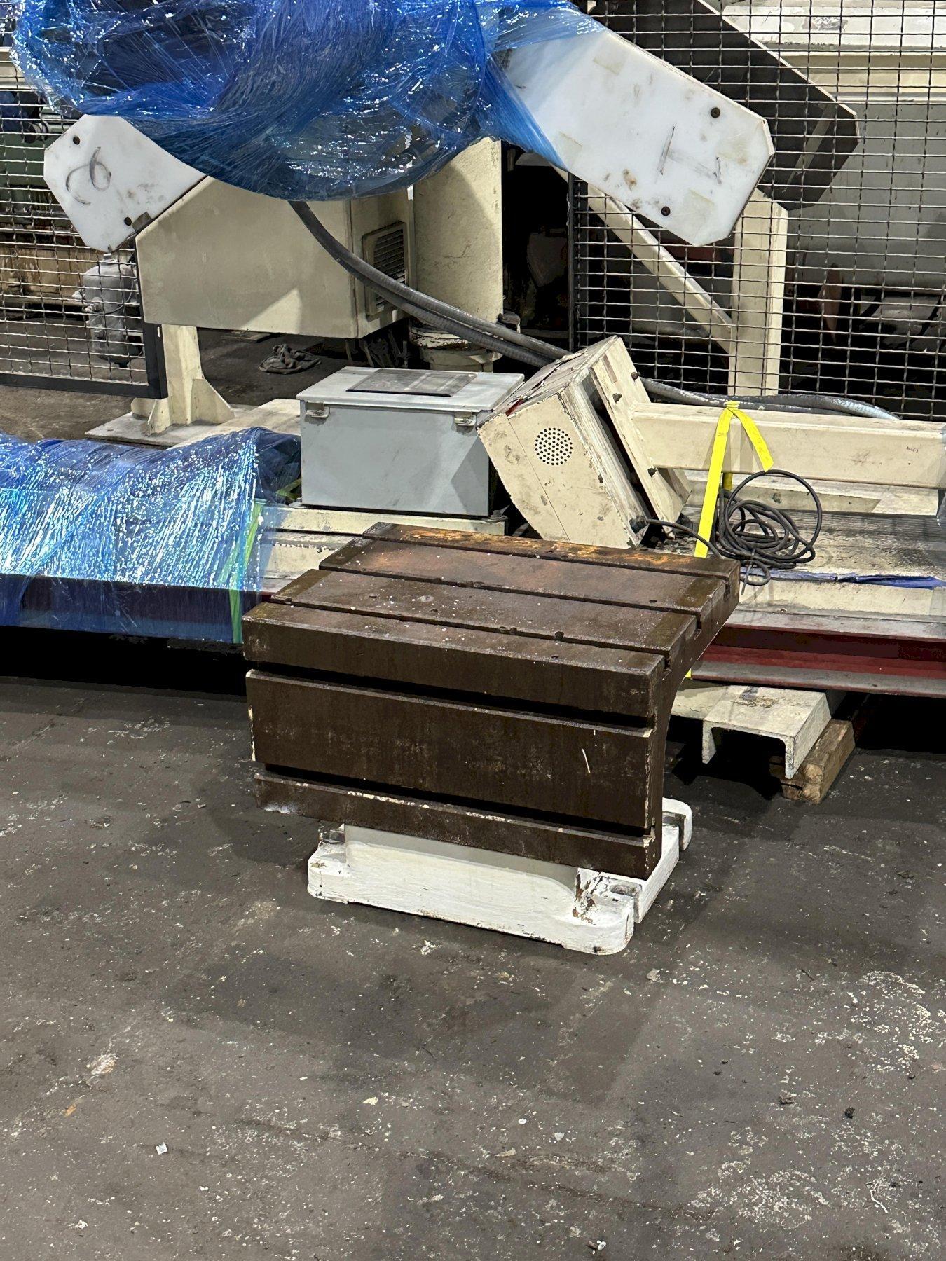 24" x 18" x 18" CARLTON T-SLOTTED UNIVERSAL ADJUSTABLE DRILL BOX TABLE: YOBRO #26278