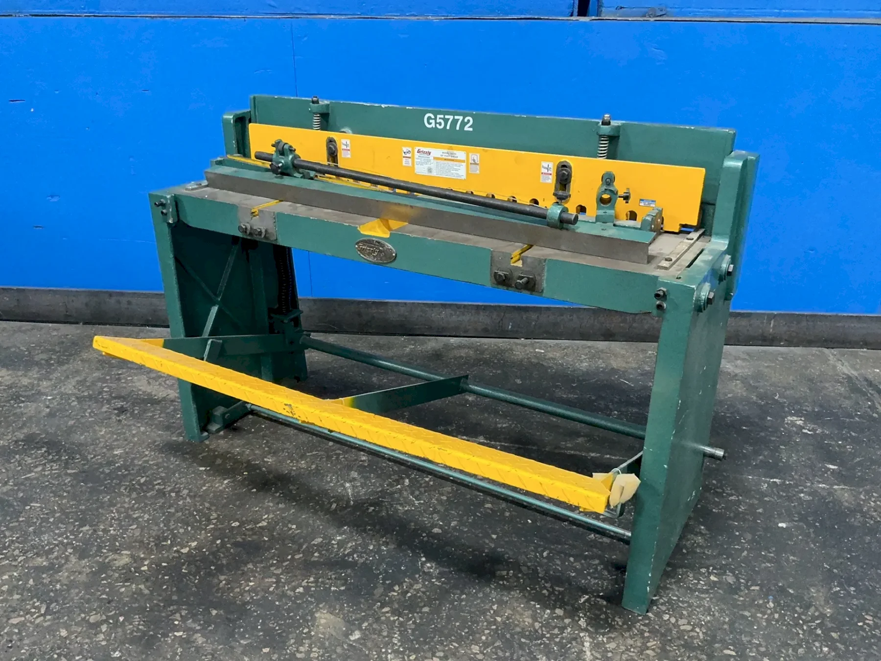 GRIZZLY 52” X 18 GA MILD STEEL FOOT SHEAR   -  G5772