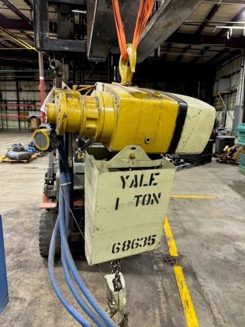 (1) PREOWNED YALE AIR CHAIN HOIST, MODEL#: KAL1-10TH10S2, S/N: K-187433SR