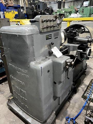 15" X 32" MANNAIONI MAN-AU-CYCLE THREADING LATHE