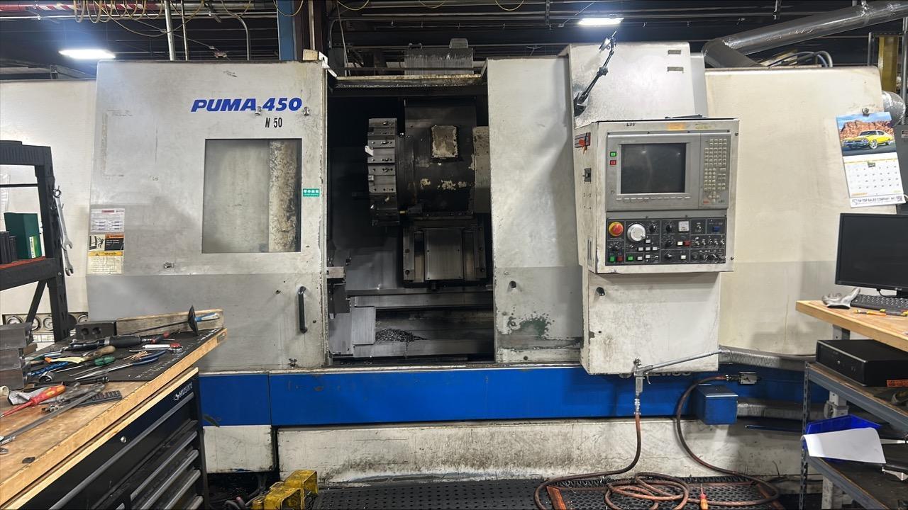 Doosan Puma 450 CNC Lathe, 1997 – Chip Conveyor, 12 Station Turret