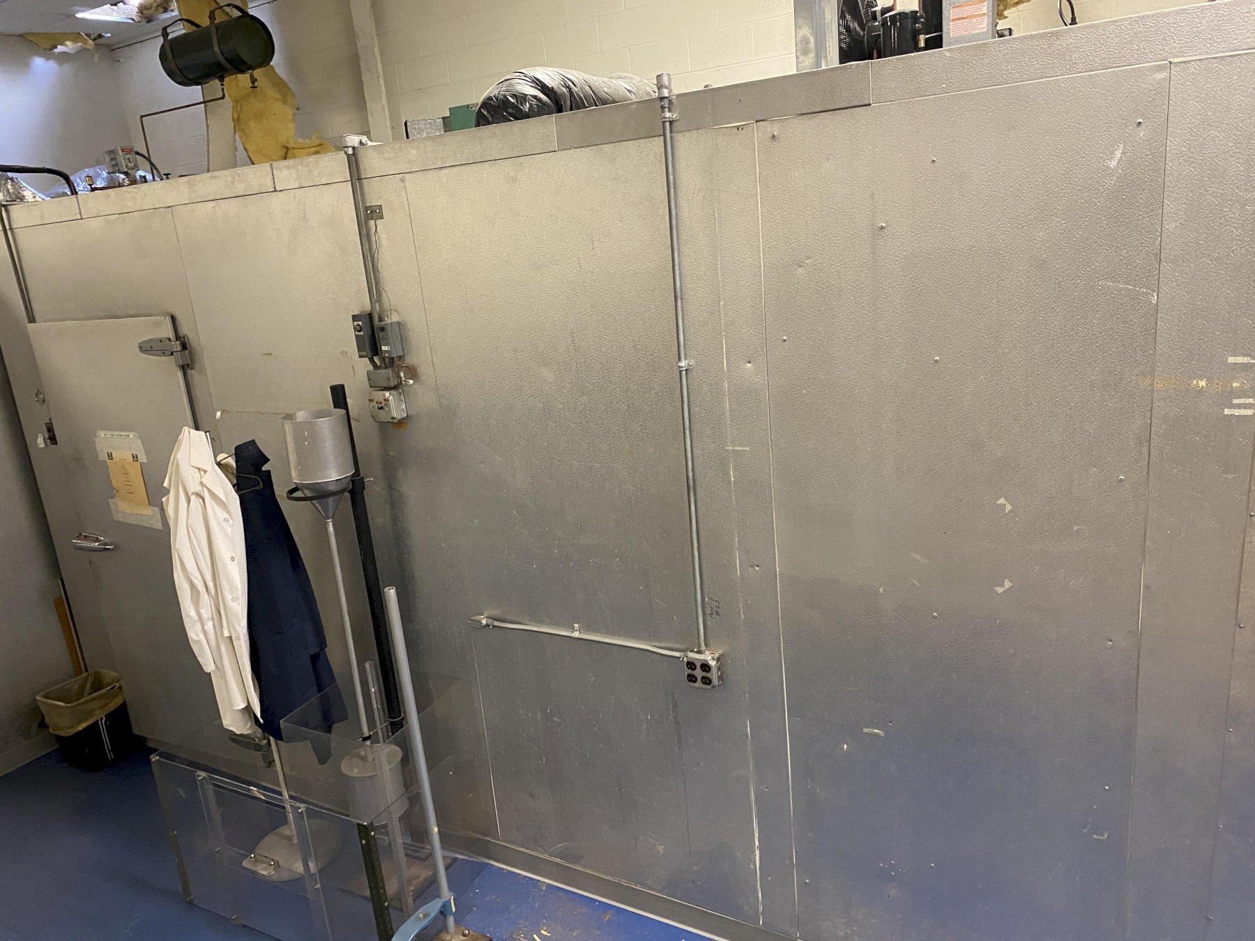 Commercial Walk-in Cooler, Freezer Cold Storage Room with insulated floor, 16’ L x 9’-9” W, 8’ H?