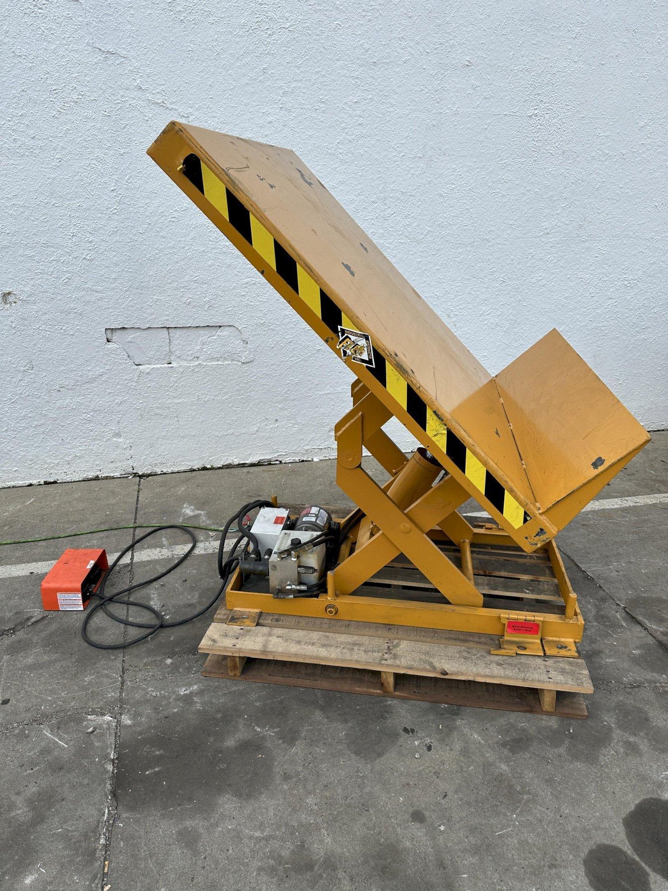4000 LB PRESTO ECOA MODEL #CLTLT HYDRAULIC  TILTING LIFT TABLE: STOCK #78096