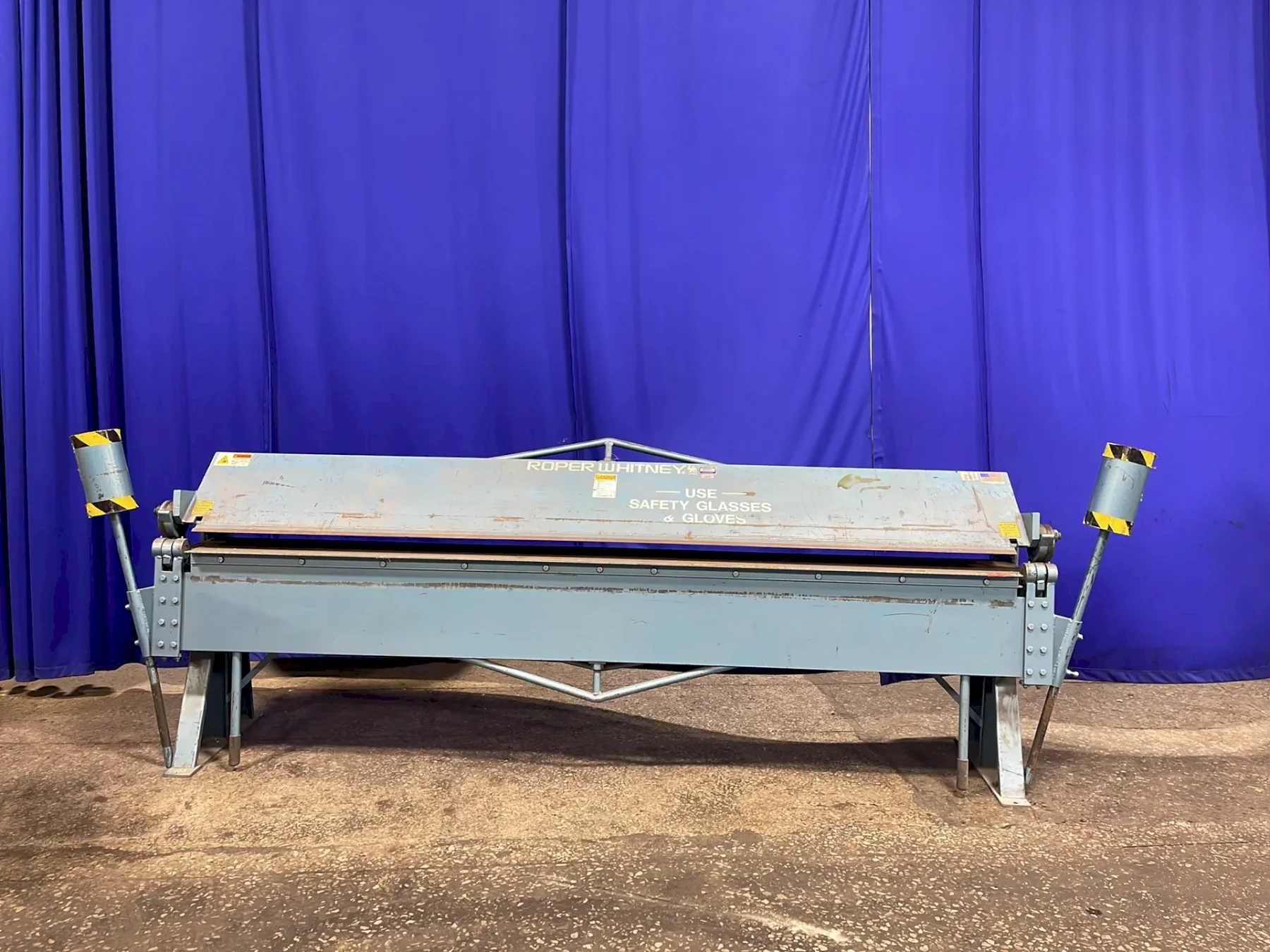 ROPER WHITNEY 16 GAUGE CONNECTICUT BENDING BRAKE  -  1016