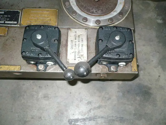 60" X 60" GIDDINGS & LEWIS T 60 AIR LIFT ROTARY TABLE