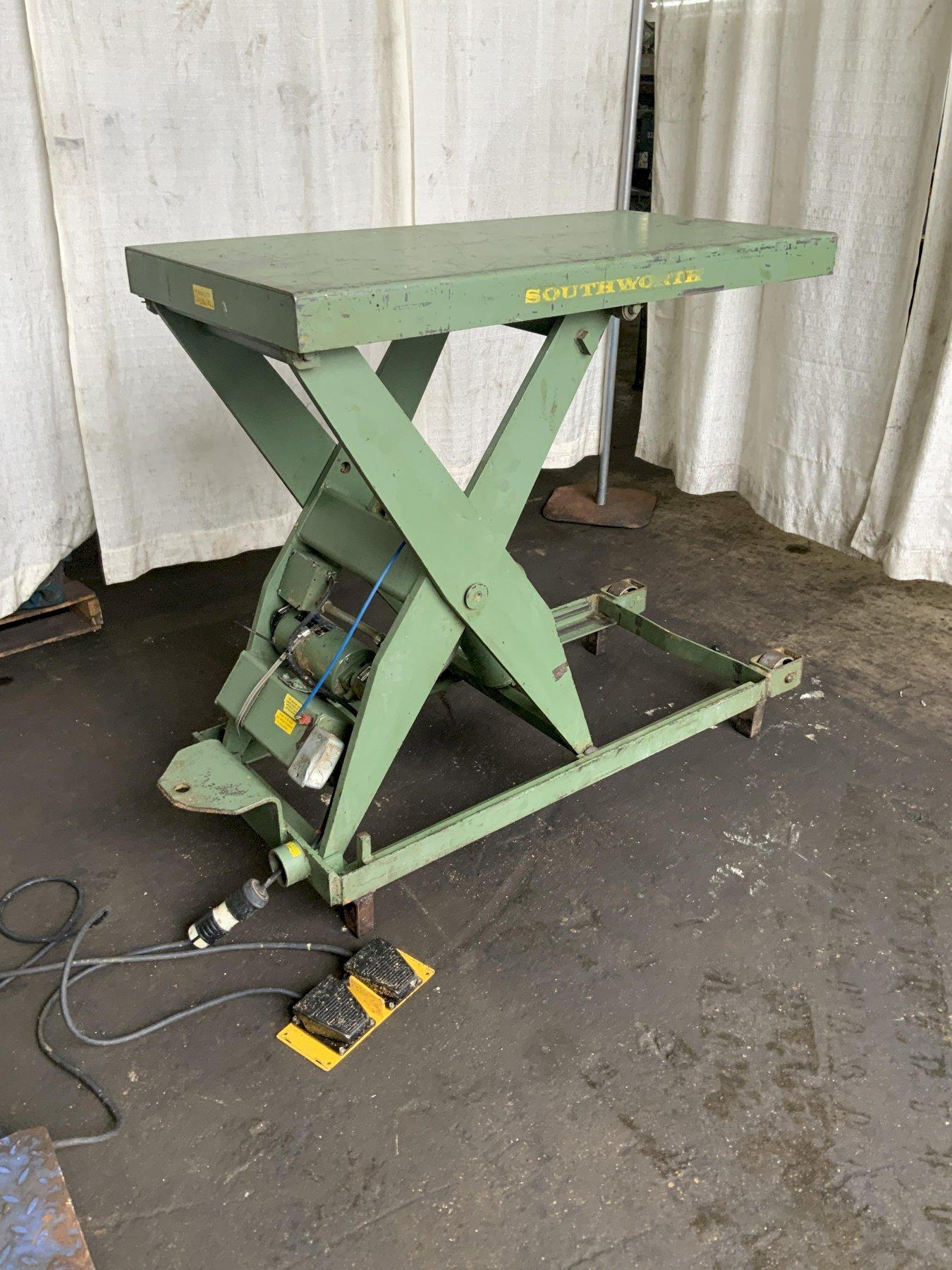2000 LB SOUTHWORTH MODEL LS2-36 HYDRAULIC SCISSOR LIFT TABLE, 48" X 24": STOCK #80990