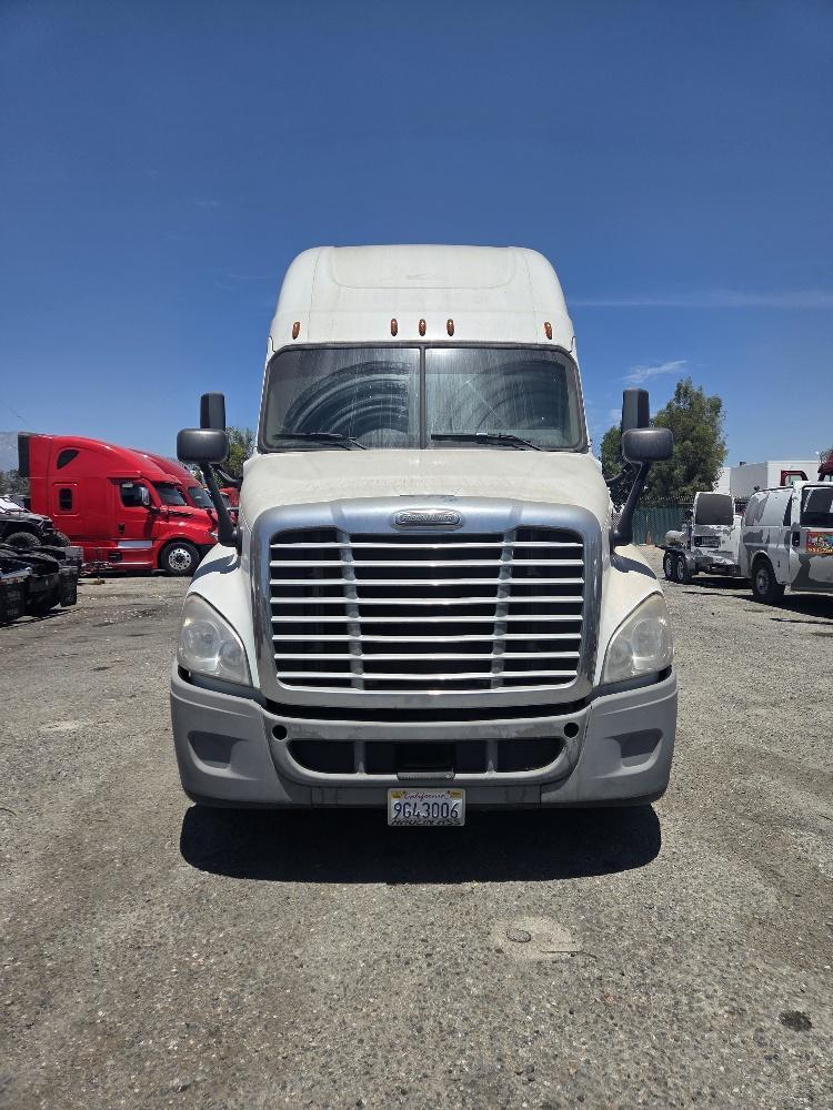 Freightliner Cascadia, 2016