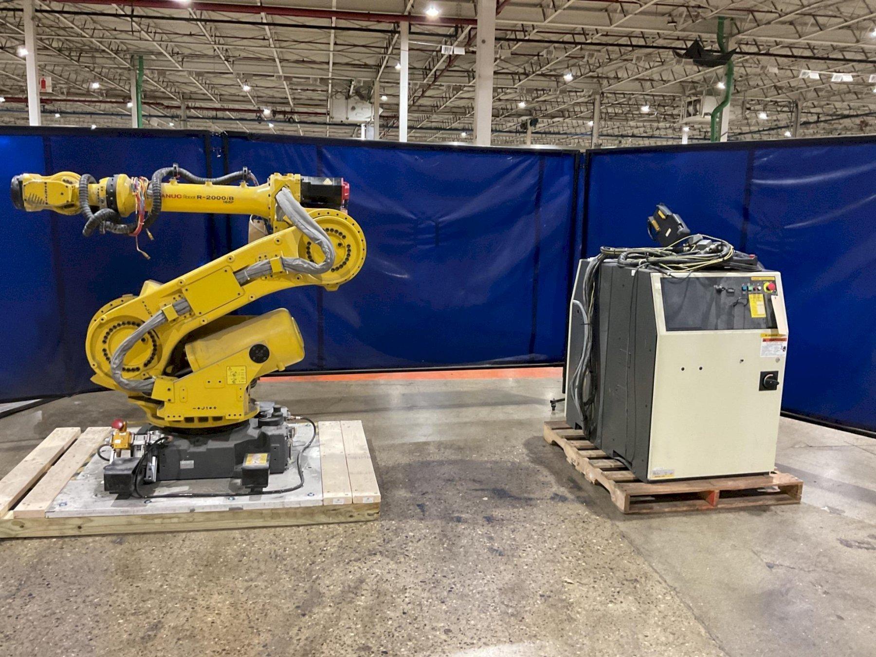 FANUC R-2000IB/165F w/ R30IA CONTROLLER AND PENDANT USED 2010 MISMATCHED