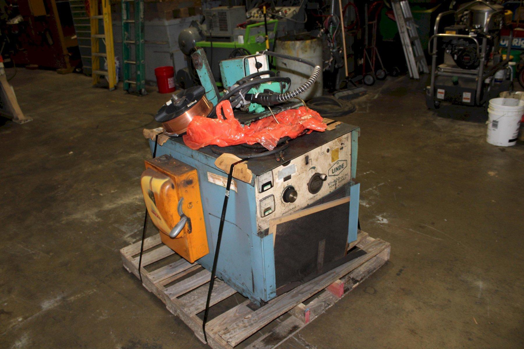 400 AMP LINDE WIRE WELDER
