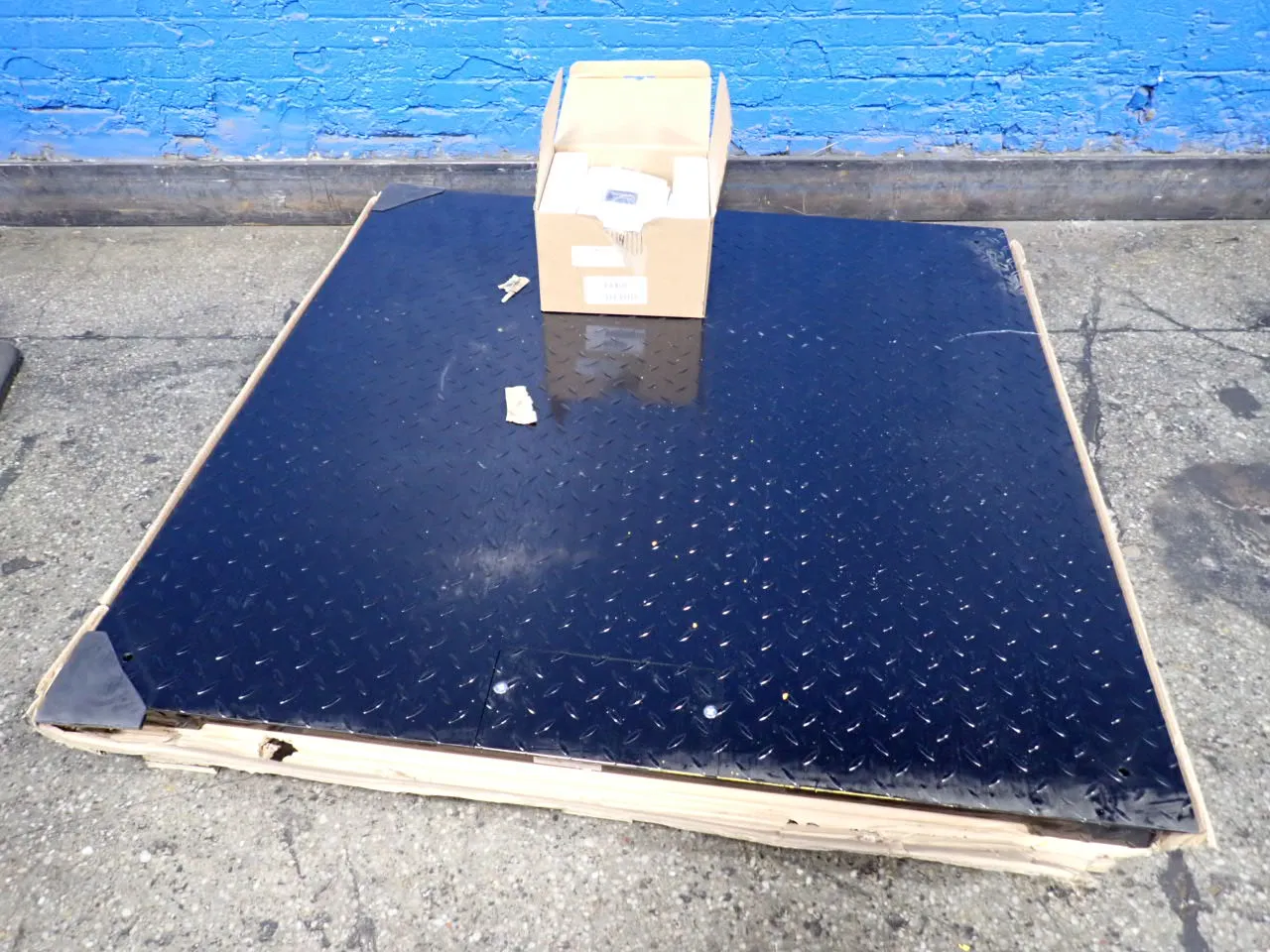 Industrial Scales  5000 Lbs / 48" X 48" Digital Floor Scale  - Lp760-4x4
