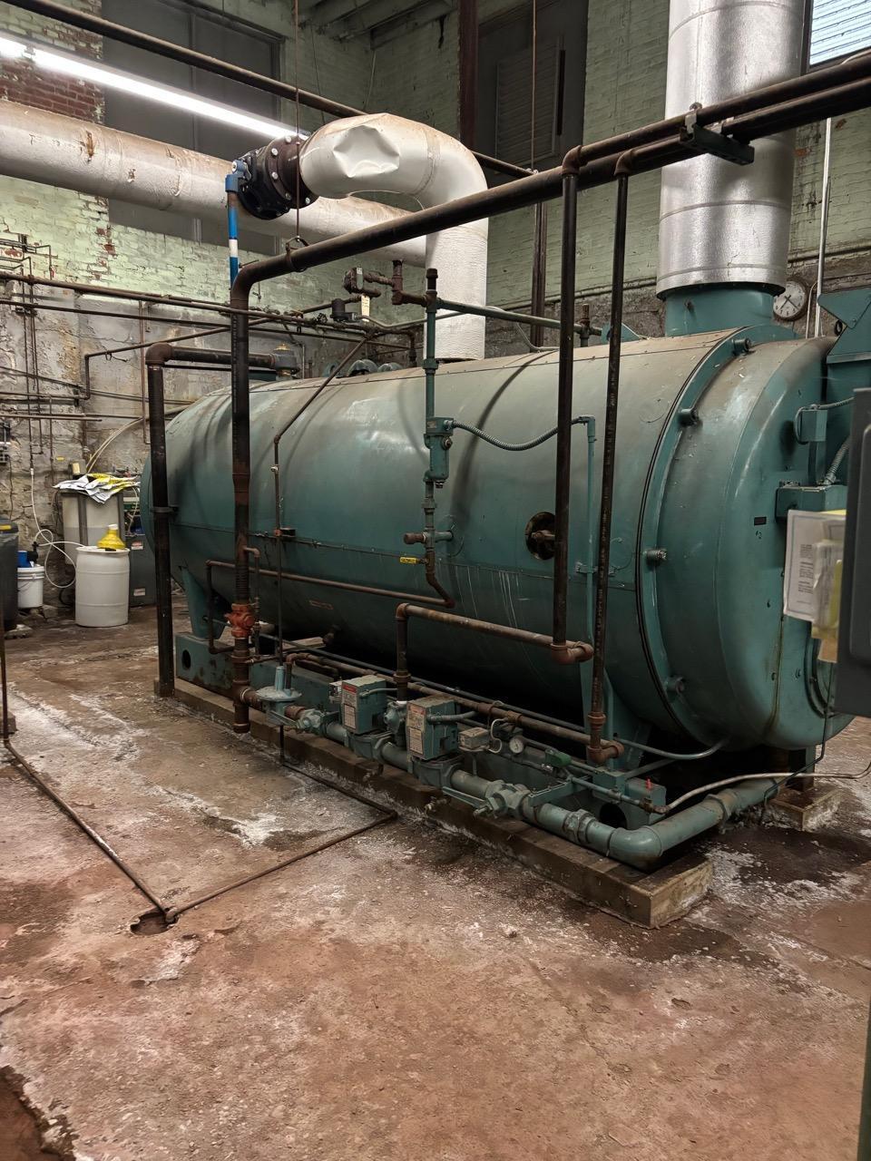CLEAVER BROOKS CB700-150 - Boilers