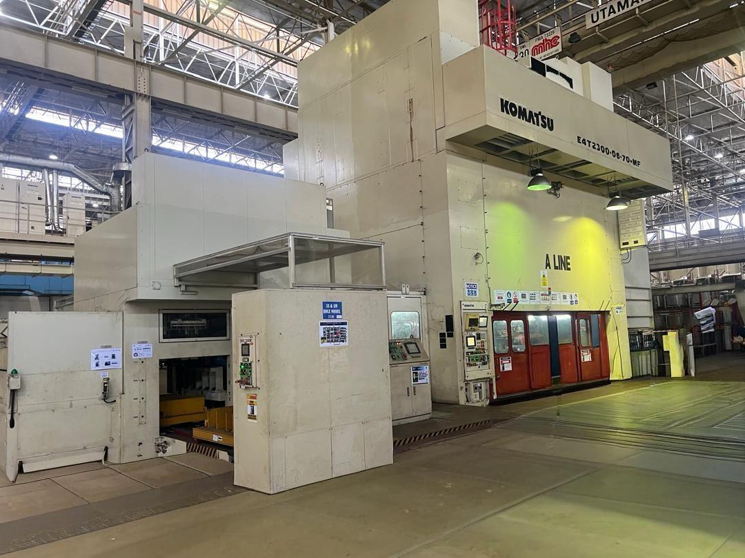 2300 Ton Komatsu Transfer Press