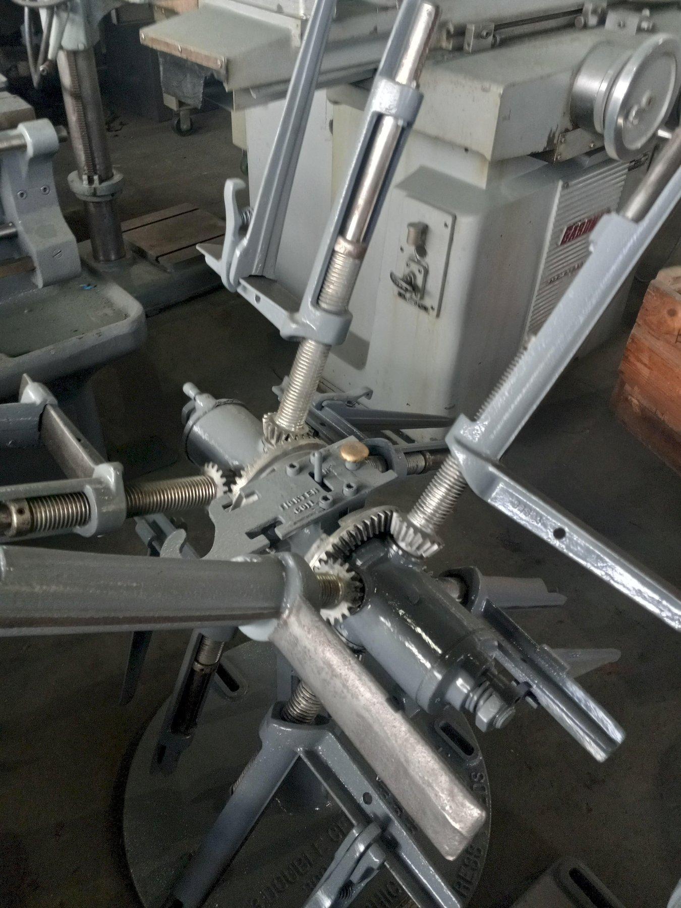 300 LB. LITTEL DOUBLE CENTERING REEL. STOCK # 1114824