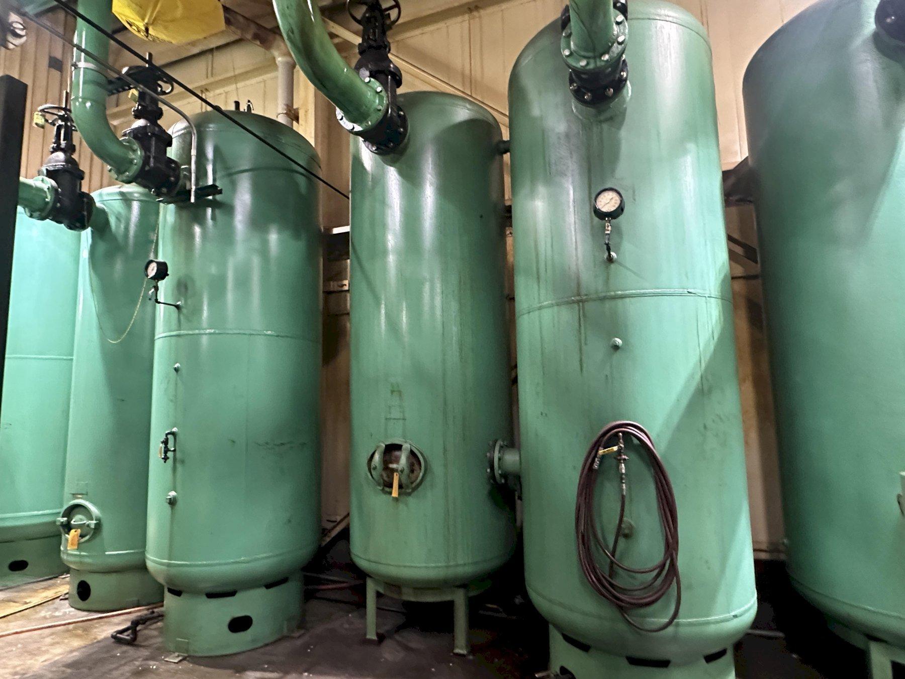 WOOD INDUSTRIAL VERTICAL AIR STORAGE TANK: STOCK #23047