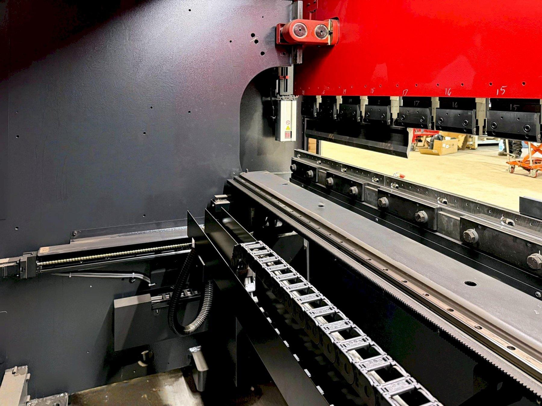 Amada HG 2204 243 Ton x 14' Bed Hydraulic Press Brake