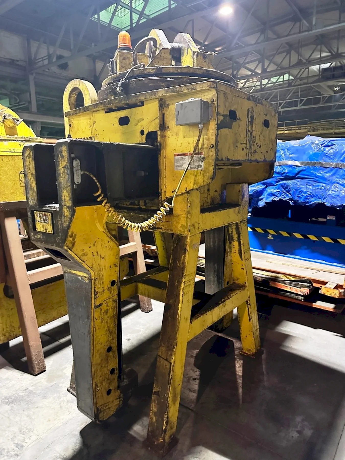 68,000LBS. BRADLEY, Coil Grab w/ Rotation, 72