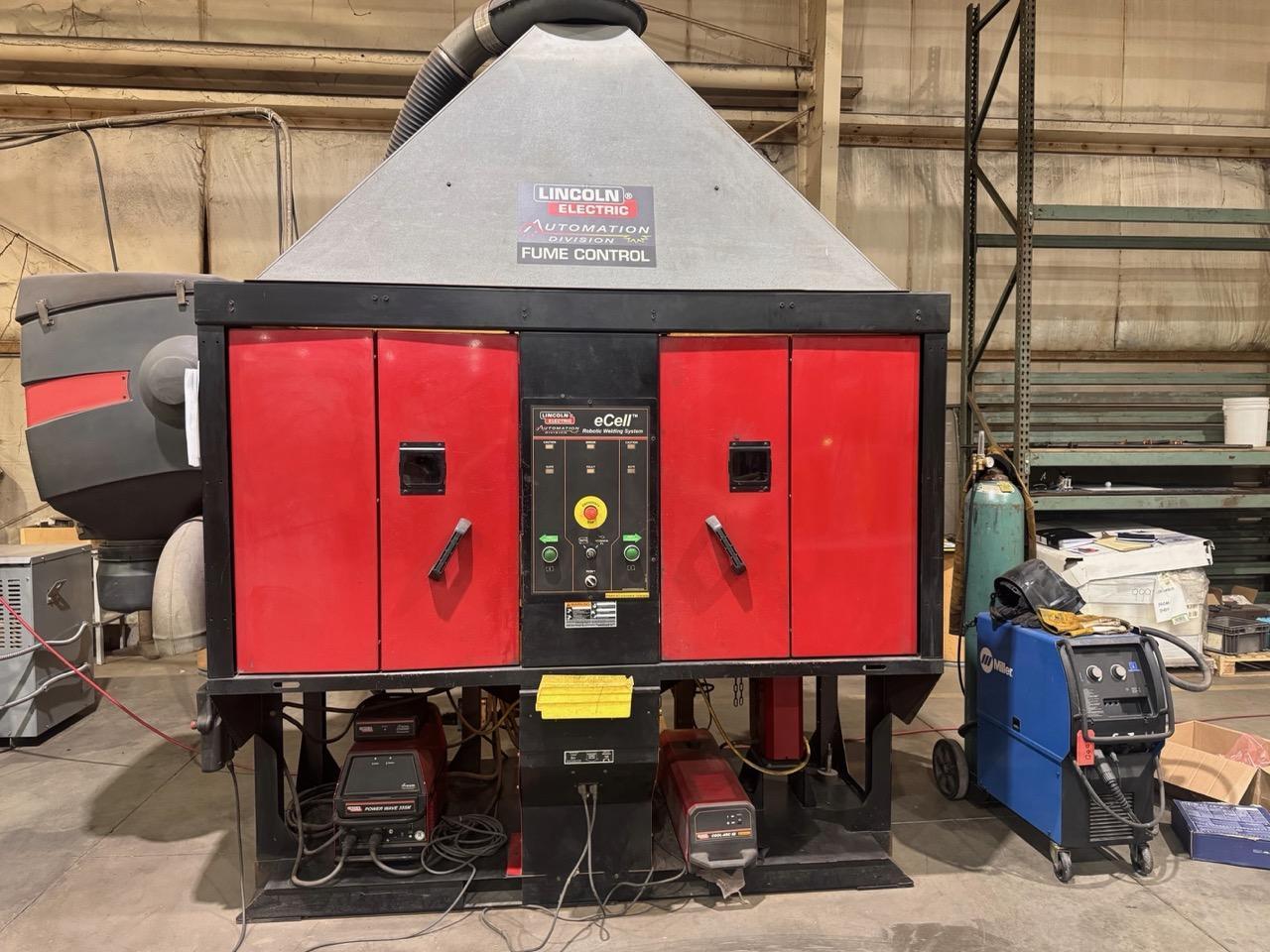 Lincoln Electric eCell Dual‑Zone Robotic MIG Weld Cell – Fanuc ArcMate Robot, Power Wave MIG, Fume Extraction (Approx. 2007)