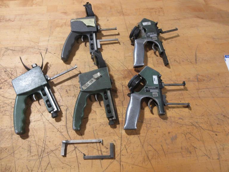 Federal - Hand Groove Gauges - Auction Item