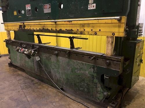 230 TON X 14' CINCINNATI MODEL #230CBX12 HYDRAULIC PRESS BRAKE