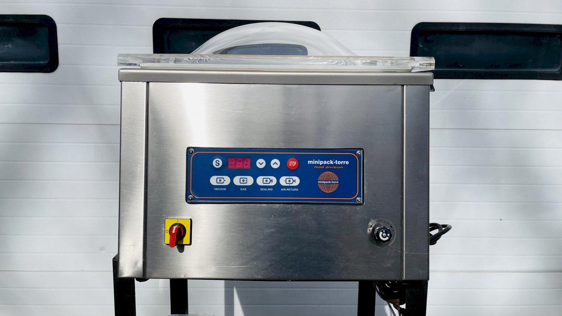 Minipak-Torre Model: MV45 Commercial Vacuum  Food Packaging Machine