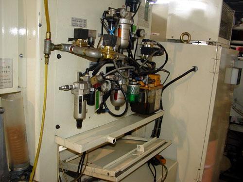 Wasino SG-5 CNC Gang Style, Fanuc 0TC CNC Control, 9" Swing, Collet Chuck, S. Robo-O Integrated Gantry Robot, Low Hours, 1999.