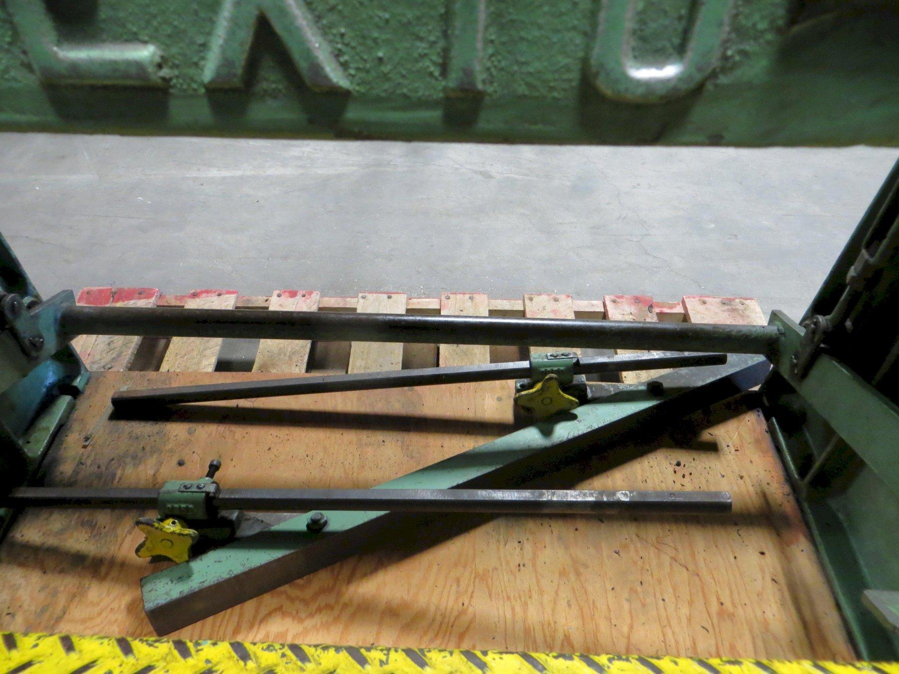 16 Ga x 3 Ft. Pexto Foot Shear Model 137
