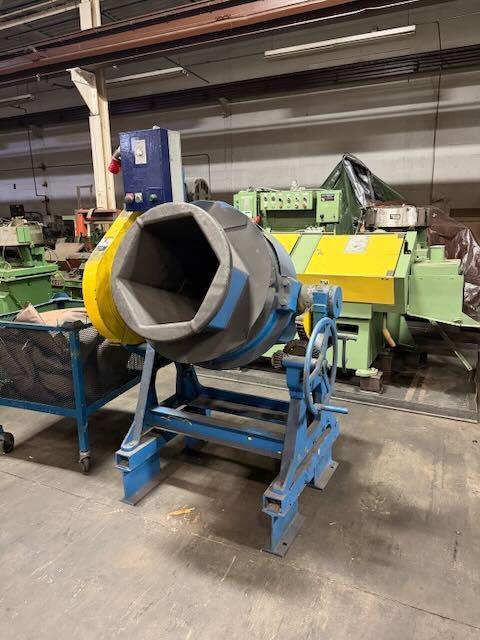 Polishing & Deburring Parts Tumbler