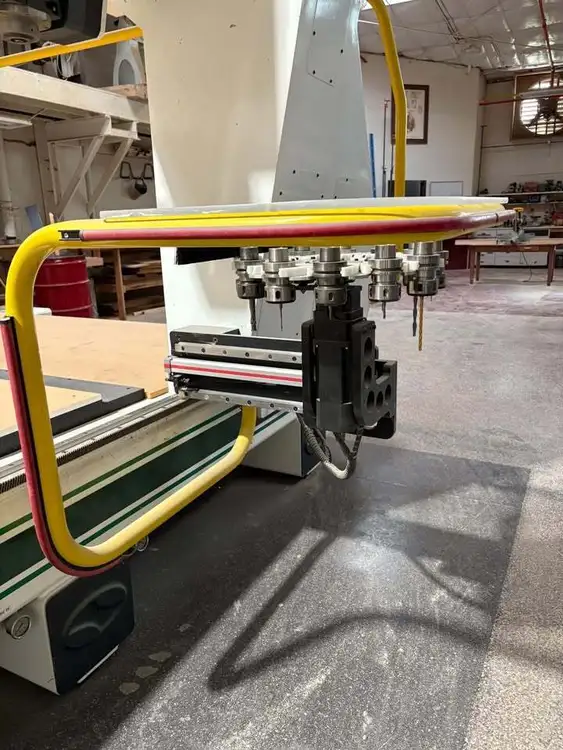 C.R. ONSRUD F216G15W CNC Router