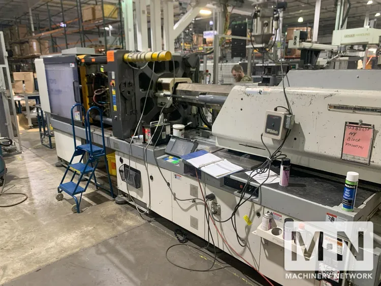 300 TON 32.8 OZ TOYO MODEL TM-300H INJECTION MOLDING MACHINE MFG 1999