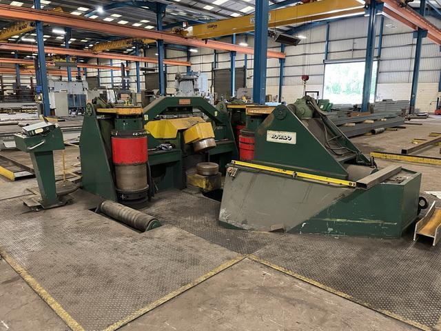Roundo C9000 Beam Bending Machine
