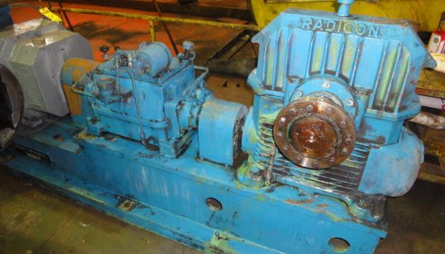 Cincinnati 75 HP DC Motor & Right Angle Drive