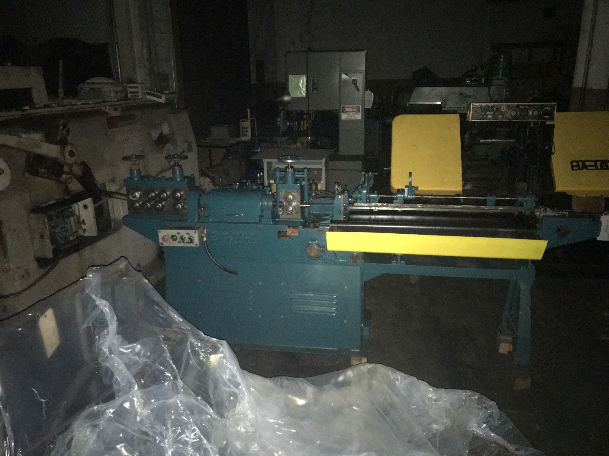 3/16" Lewis Model 3F WireStraighten and Cutoff Machine 