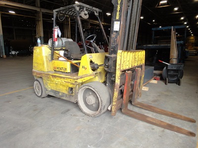 15,000 LBS.  HYSTER FORK LIFT TRCUK