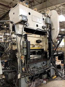 110 TON BROWN & BOGGS # HP2-110 SRAIGHT SIDE PRESS