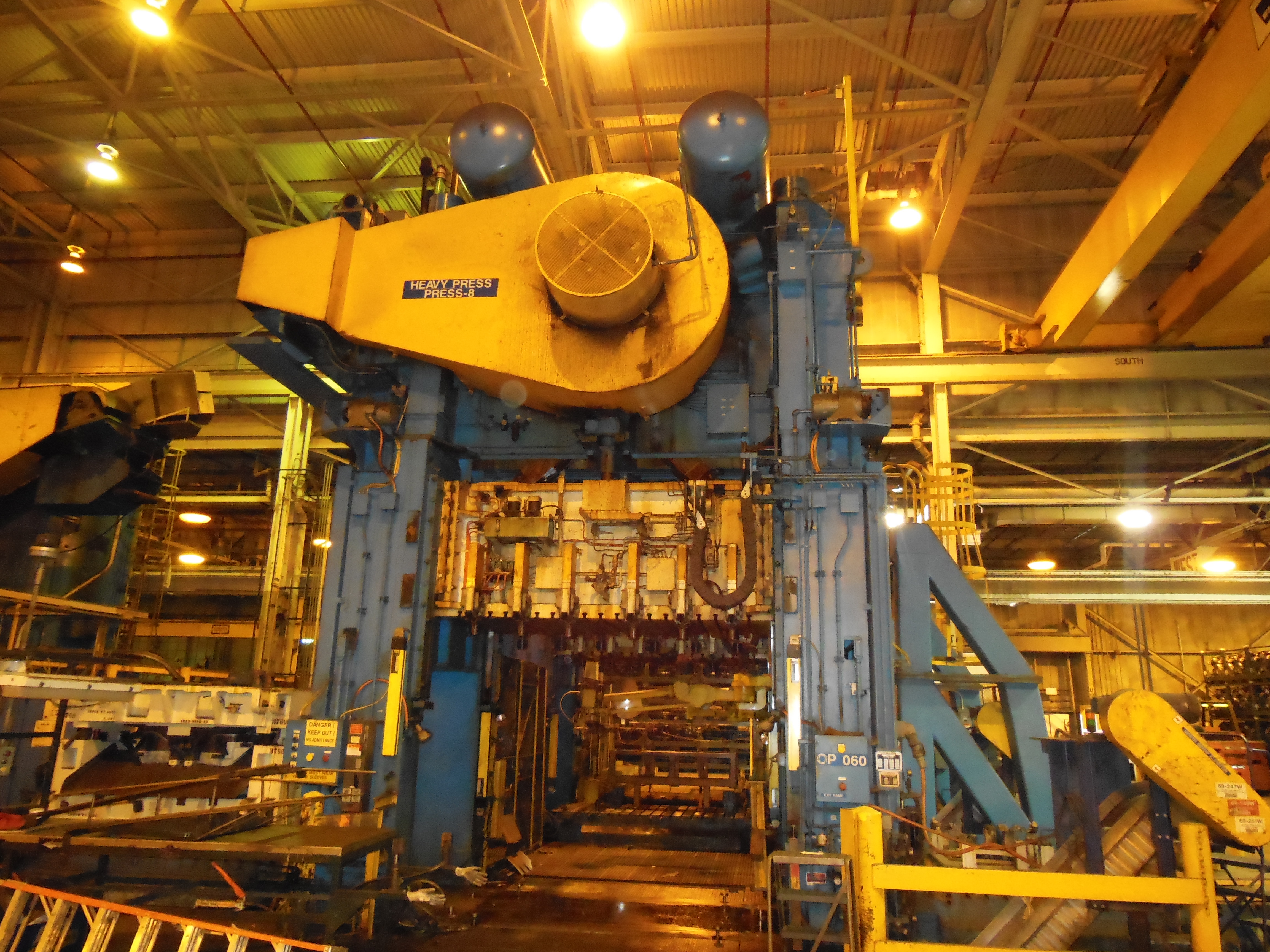 800 TON VERSON STRAIGHT SIDE 4 POINT PRESS, MODEL LE4-800-120-60T, LINK DRIVE, 30