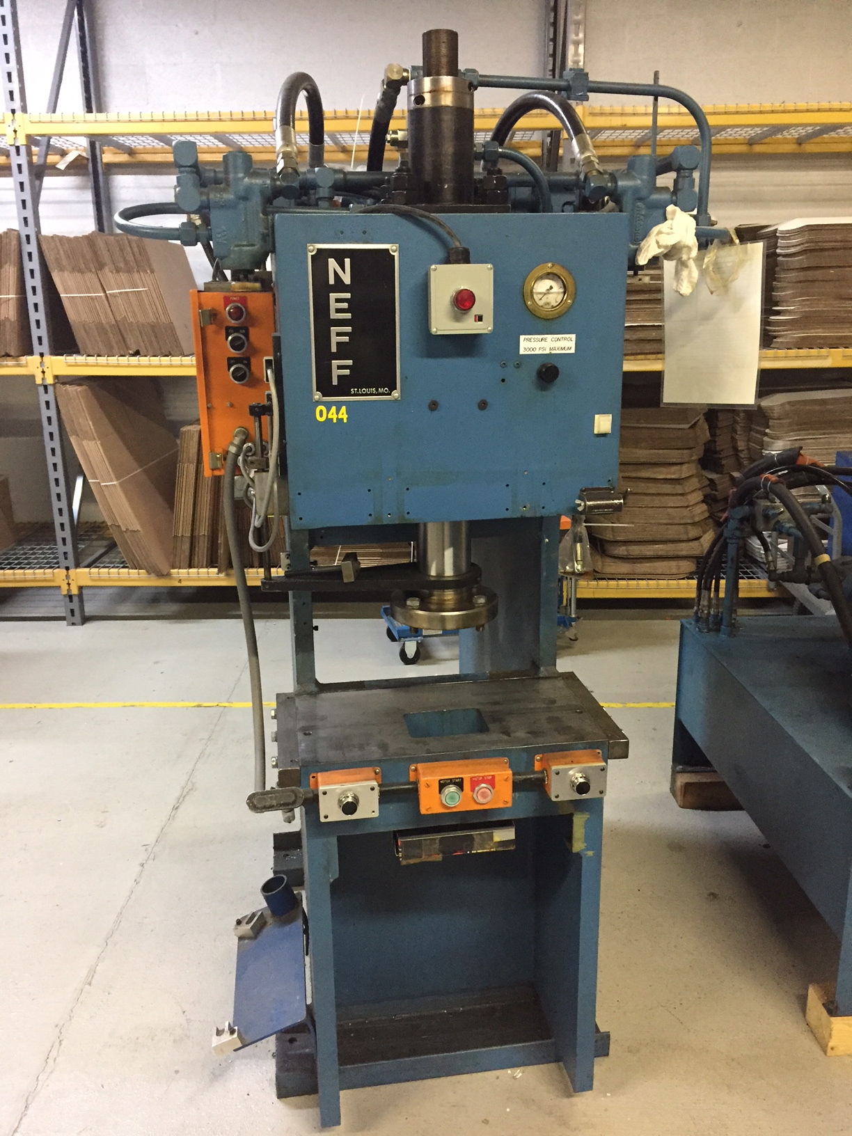 40 TON NEFF C-FRAME DOWN ACTING HYDRAULIC PRESS, 6