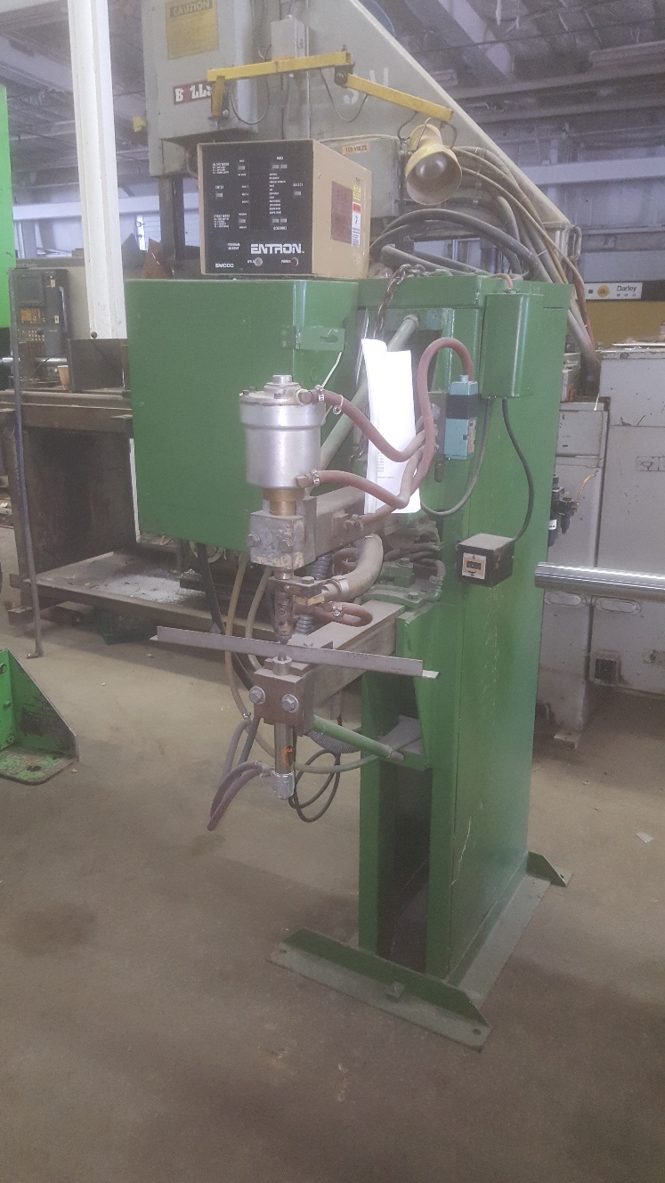 1 - PREOWNED VIKING SPOT WELDER, (PRESS TYPE), MODEL #: 640ES1, S/N: 73474
