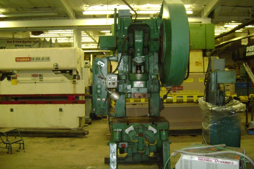 1 - PREOWNED MINSTER DIE PRESS 56-TON, MODEL #: OBI, S/N: 6-6693, YEAR: 1950