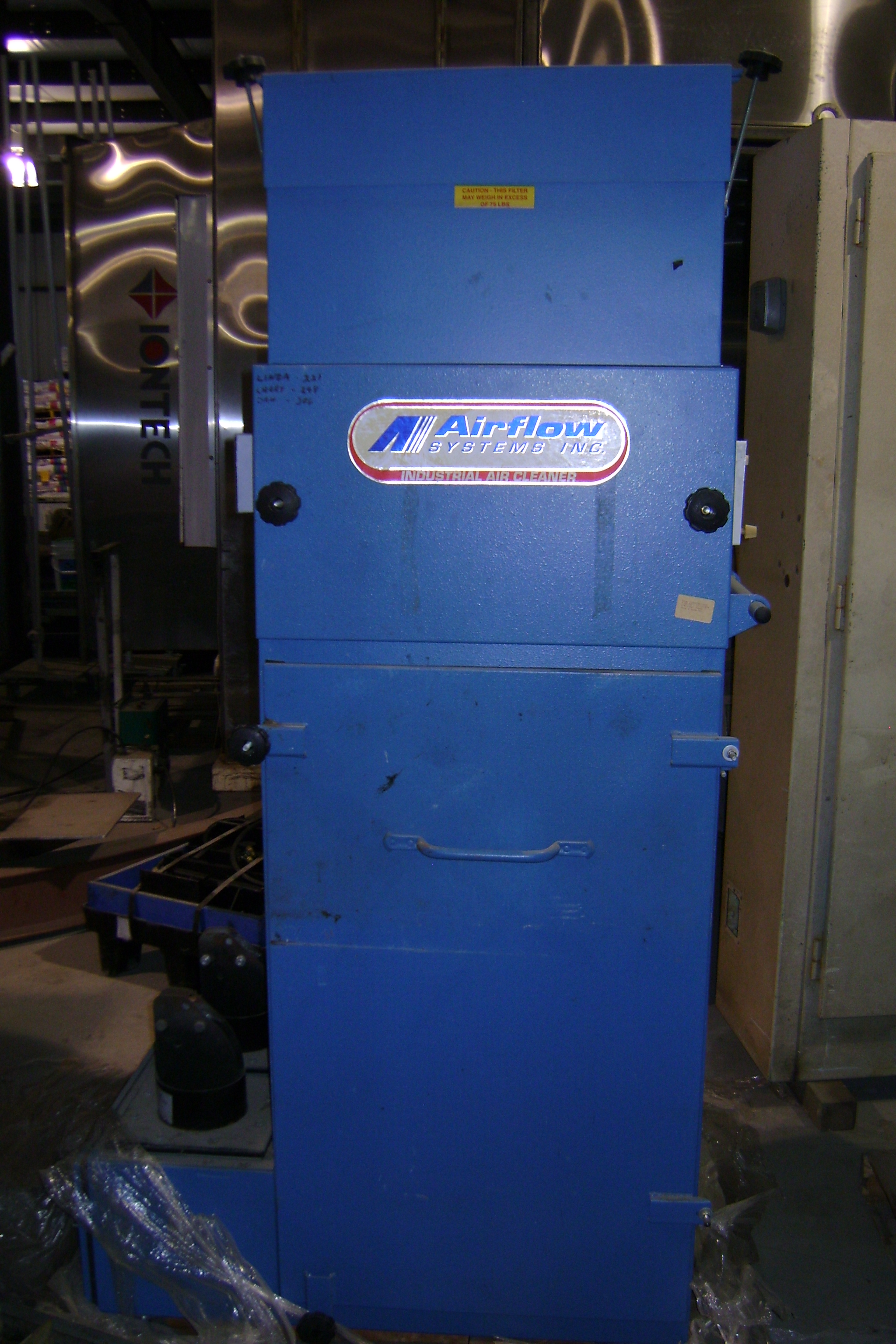 (1) PREOWNED AIRFLOW SYSTEM WITH EZ ARM EXTRACTION SYSTEM <br>AIR <br>HANDLER