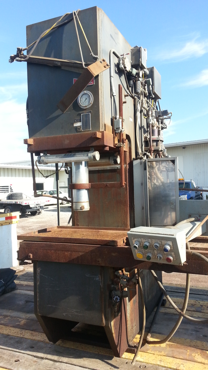 (1) PREOWNED DAKE PRESS, MODEL 28-240, S/N 190342