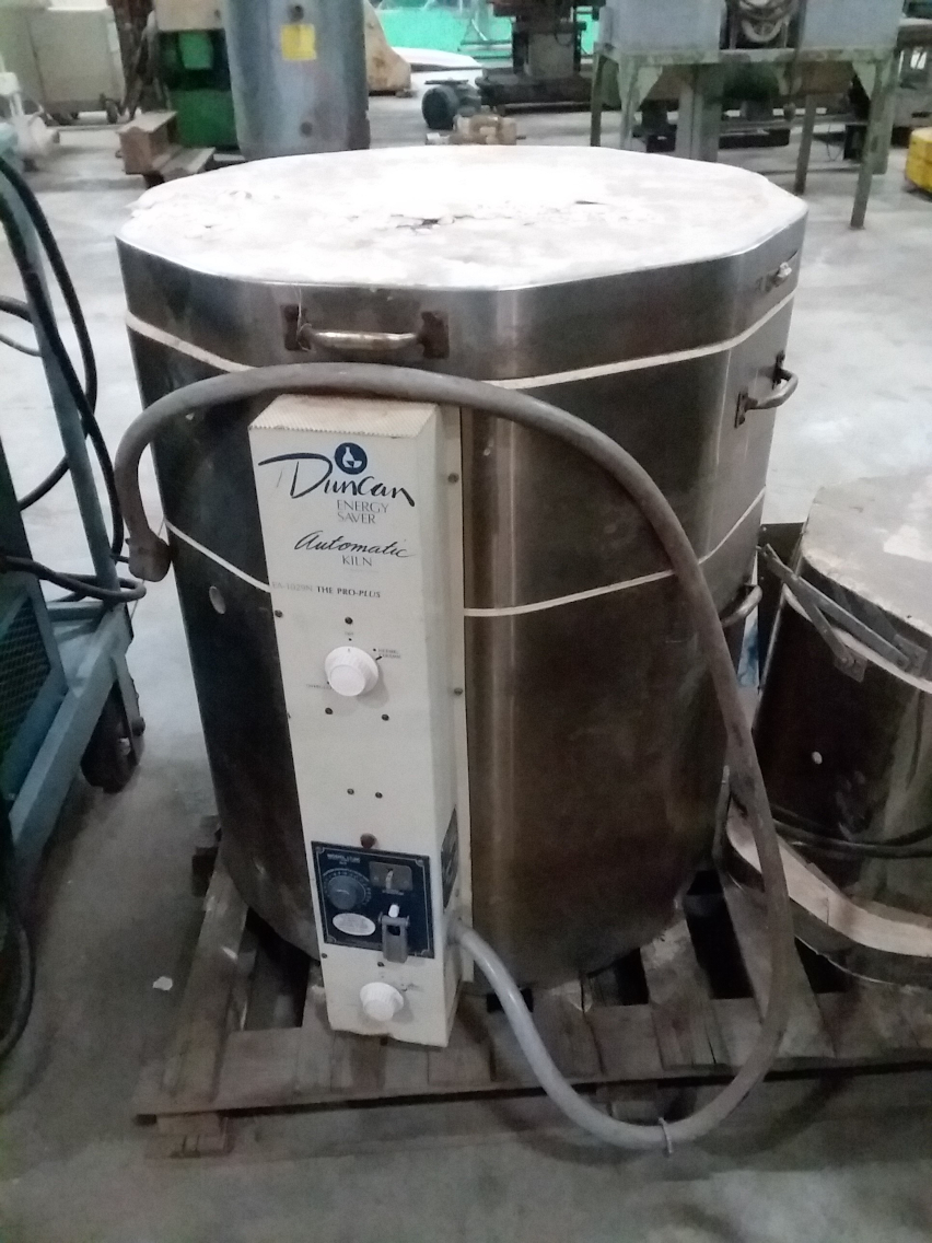 (1) PREOWNED DUNCAN ENERGY SAVER AUTOMATIC KILN, MODEL #: EA-1029N, S/N: 000358