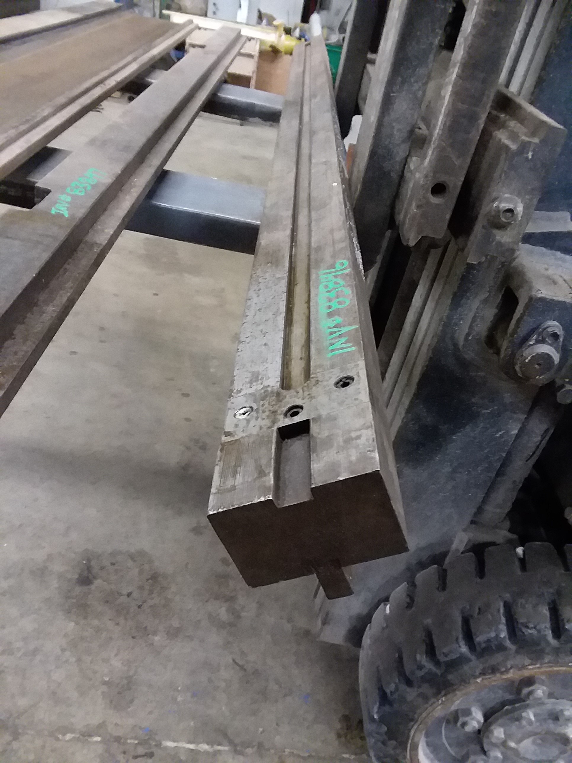 (1) PREOWNED DIE RAIL, 3 in  WIDE X 69 in  LONG X 1-7/8 in  HIGH