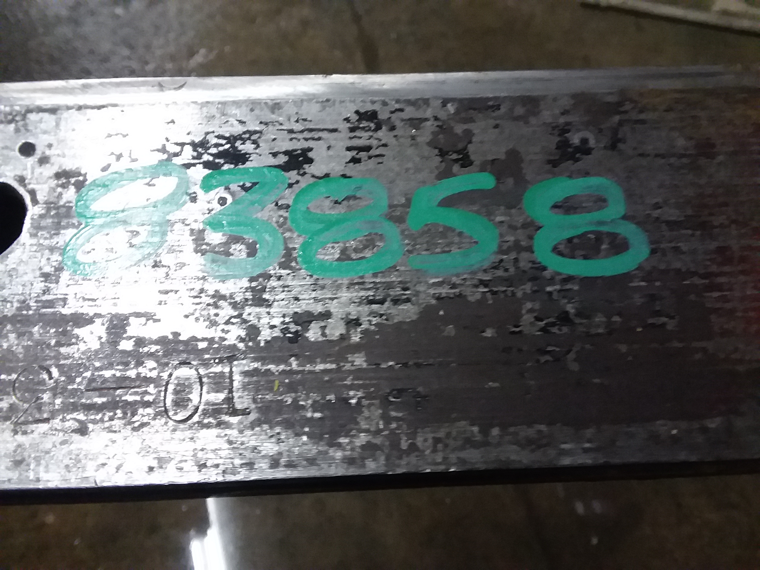 (1) PREOWNED 90?? DIE, 1-1/4 in  WIDE X 154 in  LONG X 3 TALL, V: 1/2 in  X 1/4 in 