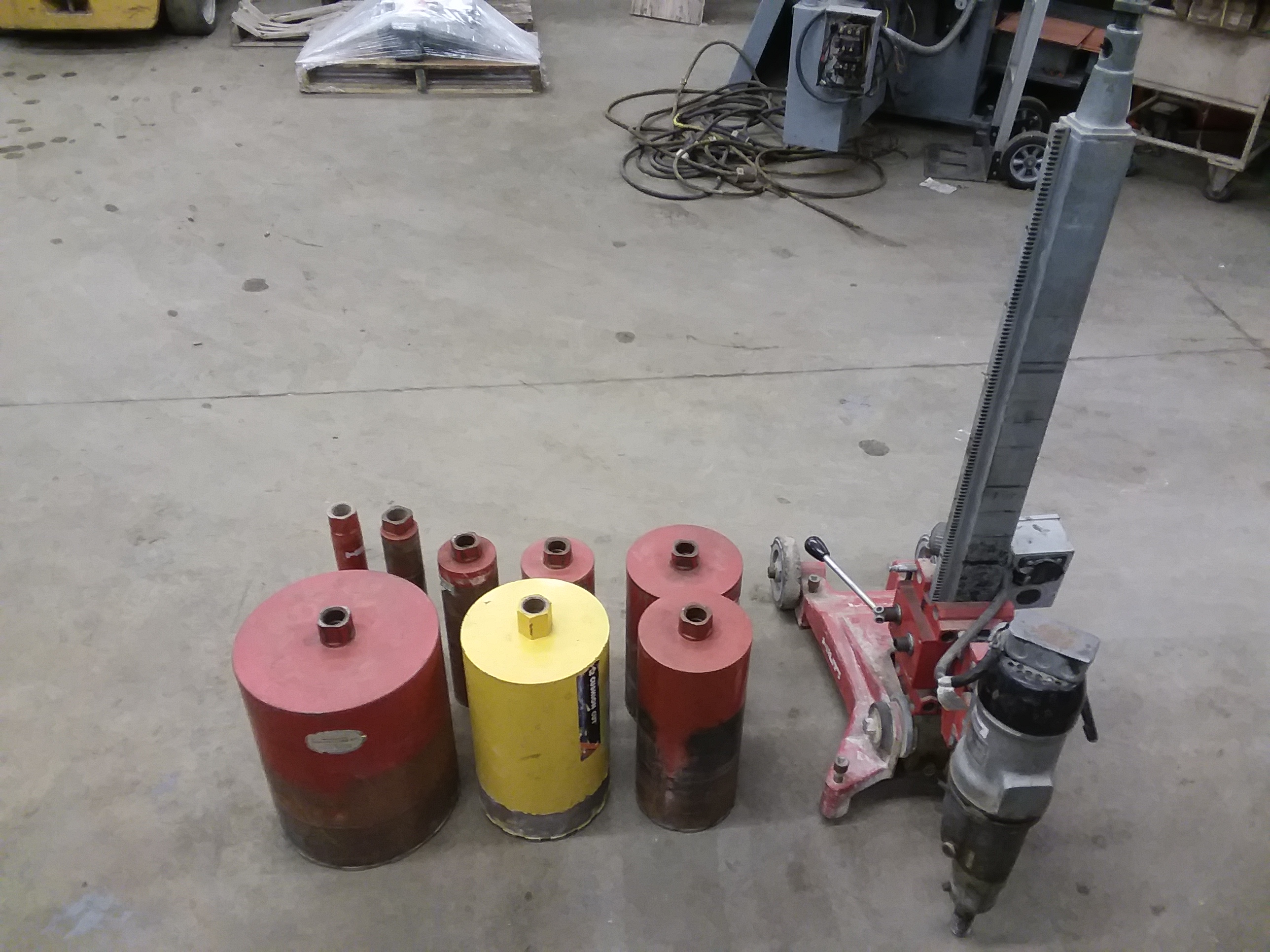 (1) PREOWNED HILTI CORE DRILLING UNIT, S/N 5477286