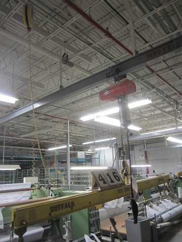 1 - PREOWNED CM VALUSTAR 1/2 TON ELECTRIC CHAIN HOIST W/ SPREADER BAR, TROLLEY, AND ELECTRIC POWER CORD REEL