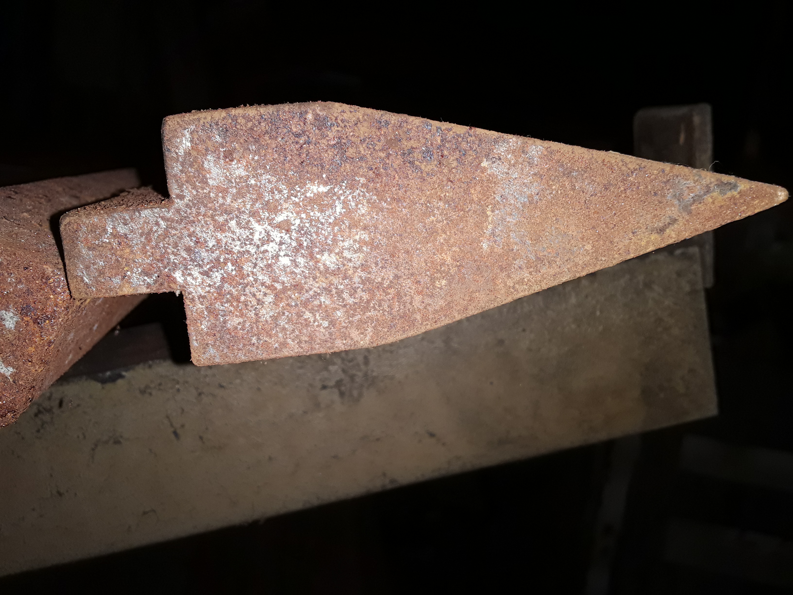 (1) PREOWNED PRESS BRAKE ACUTE PUNCH, HEIGHT 3-3/4 in , WIDTH 1-1/2 in , LENGTH 147 in