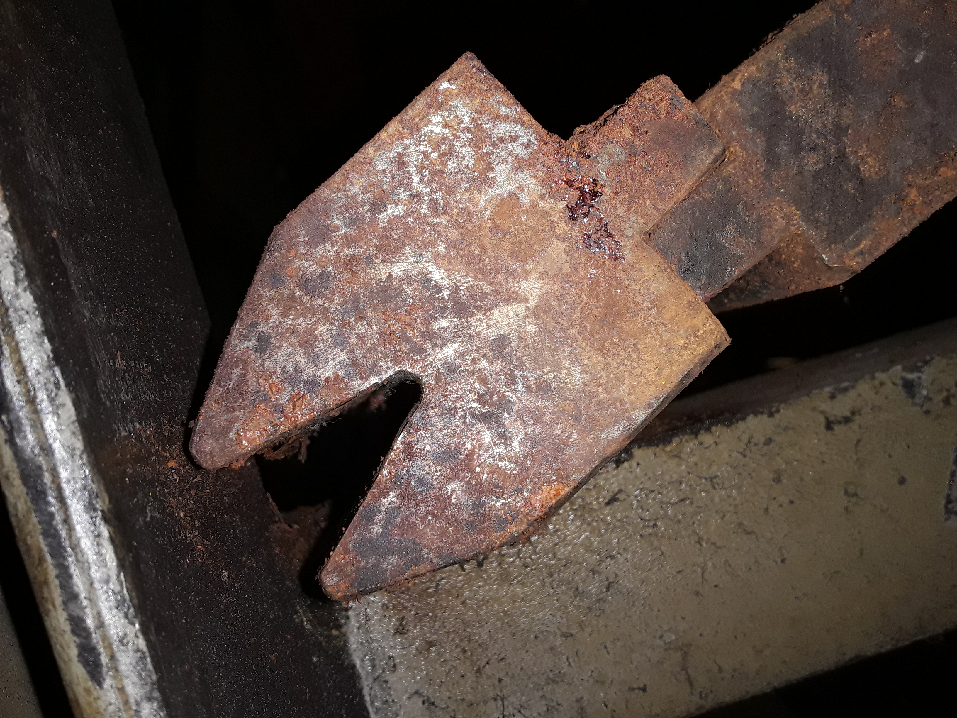 (1) PREOWNED PRESS BRAKE ACUTE DIE, HEIGHT 2-1/4 in, WIDTH 1-3/4 in, LENGTH 120 in, V-OPENING 5/8 in