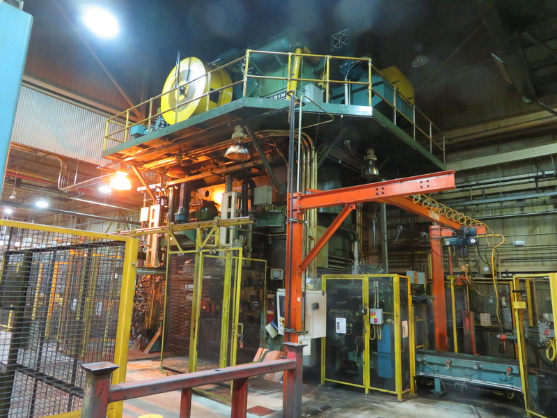 2500 Ton Clearing Press